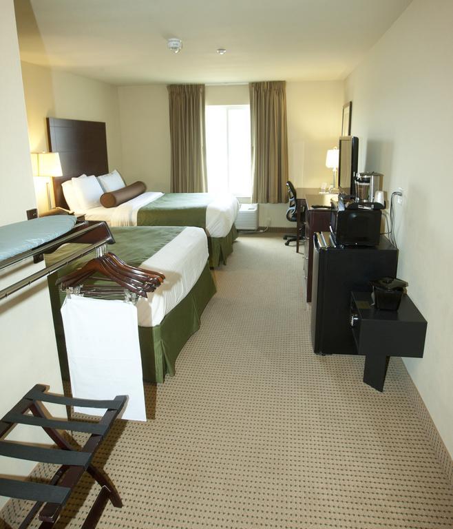 Cobblestone Inn & Suites - Langdon Eksteriør billede